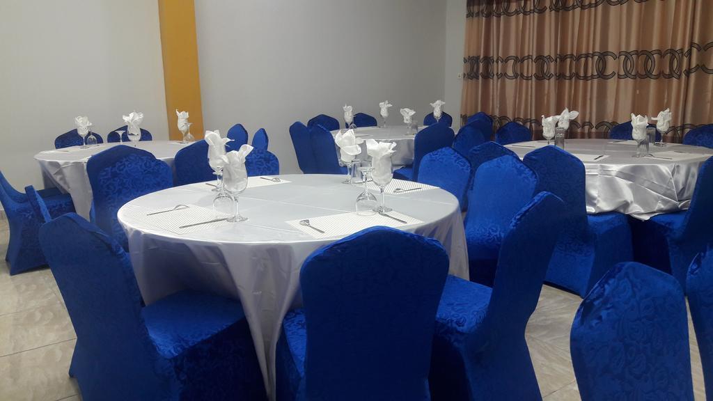 Zambezi Inn Hotel Conakry Exteriér fotografie